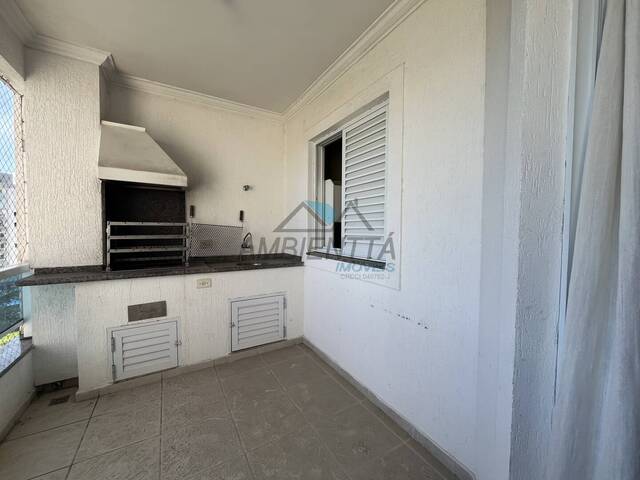 Apartamento para Venda em Caraguatatuba - 4