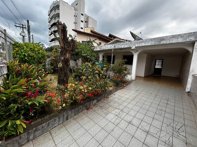 #1061 - Casa para Venda em Caraguatatuba - SP